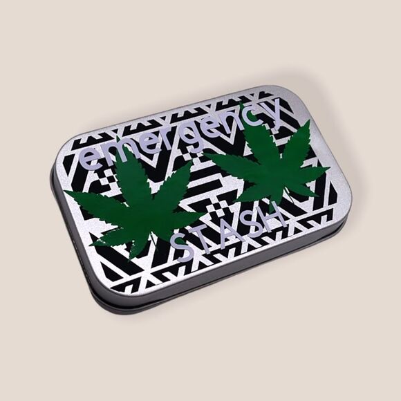 NWT Wool + Pepper Co. Emergency Stash Tin - Picture 1 of 4